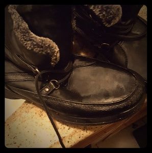 Leather winter boots Womans sz 8